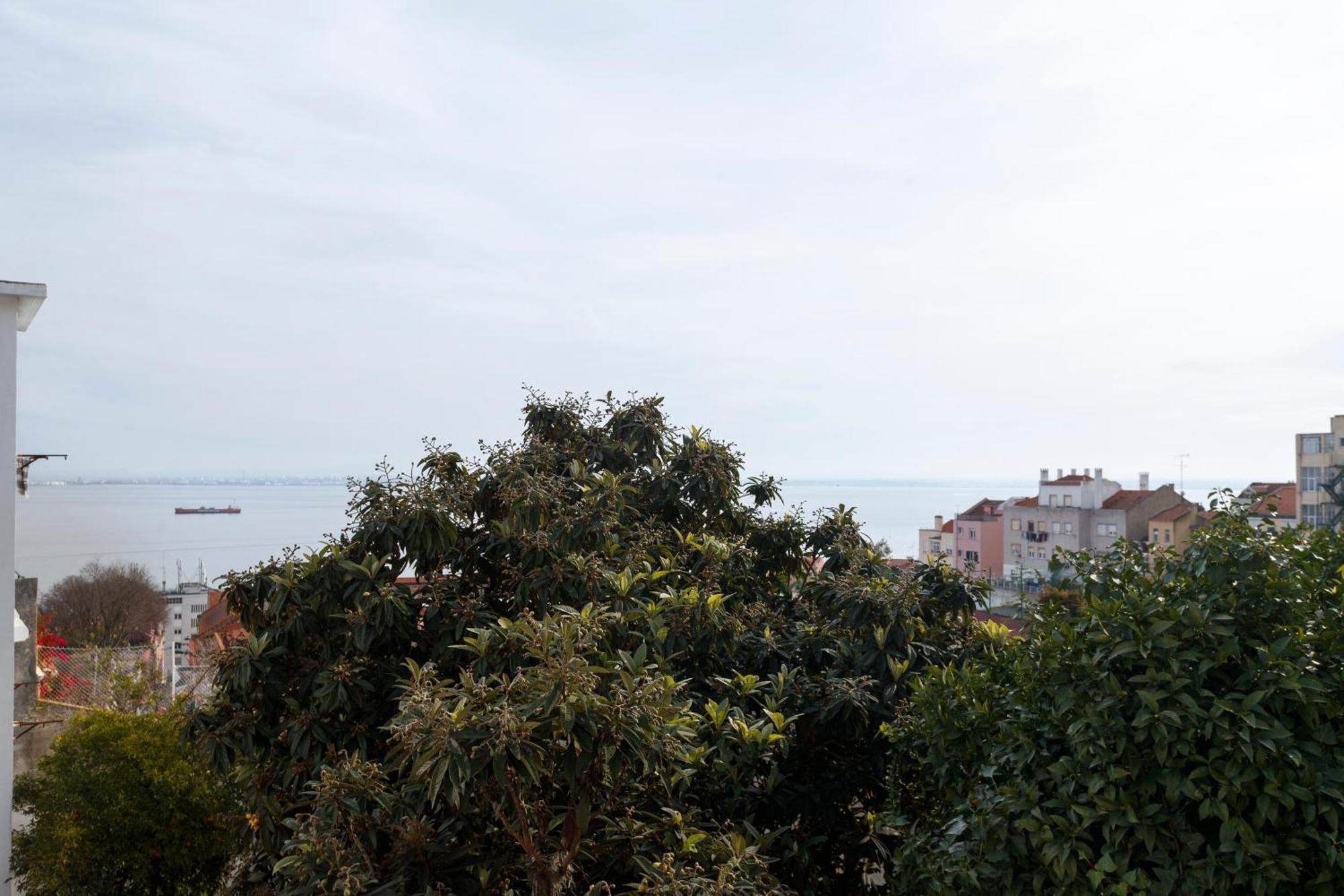 Barbadinhos Apartments In Lisbon Historic Neighborhood Exterior foto